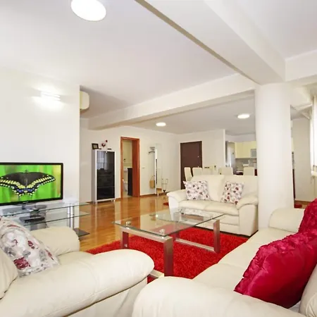 Delux Apartman Jukic * Makarska