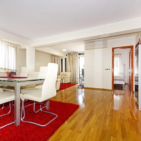 Apartment Delux Apartman Jukic *